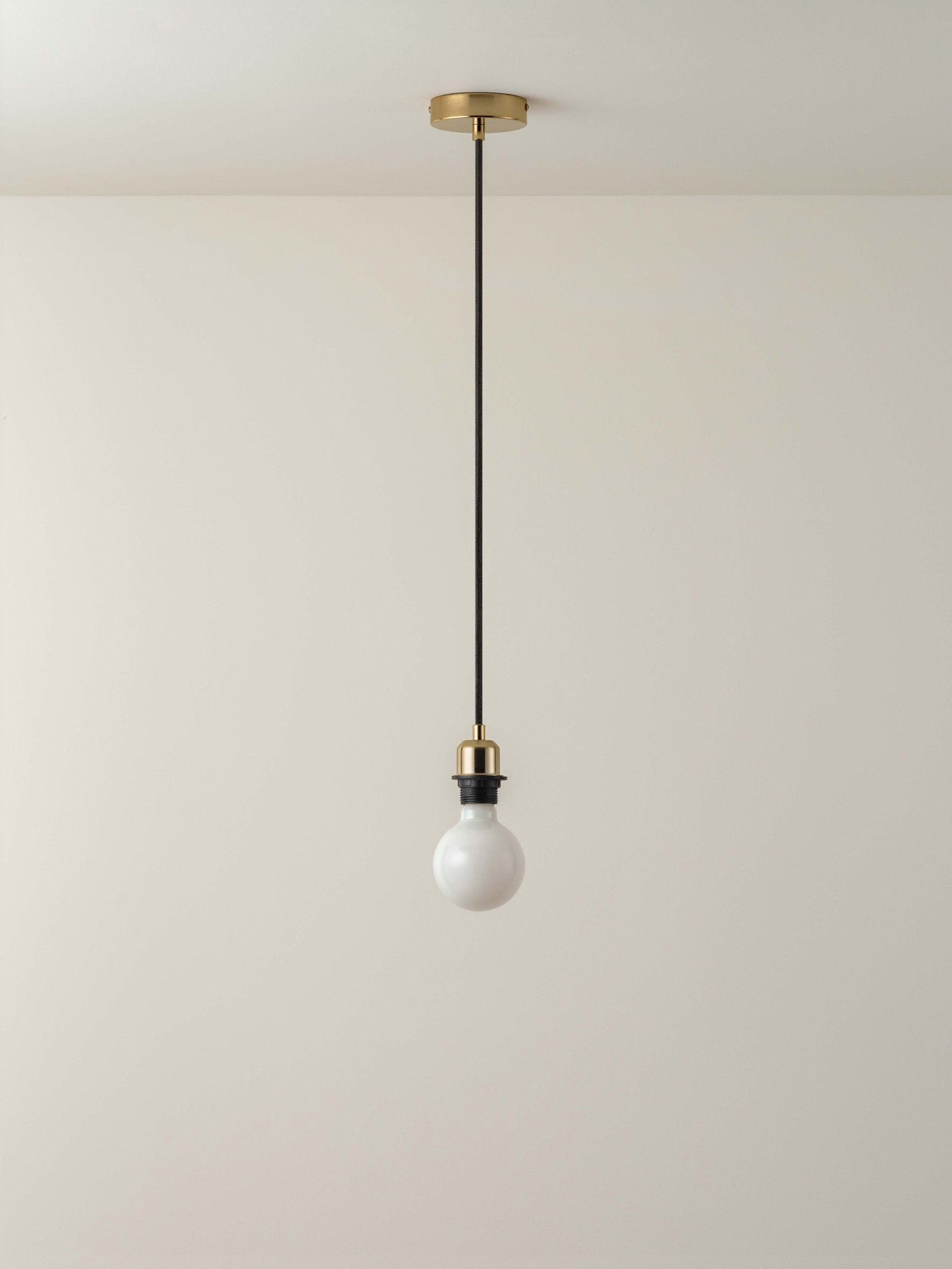 Capel - 1 light brass drop cap lampholder kit - Image 2