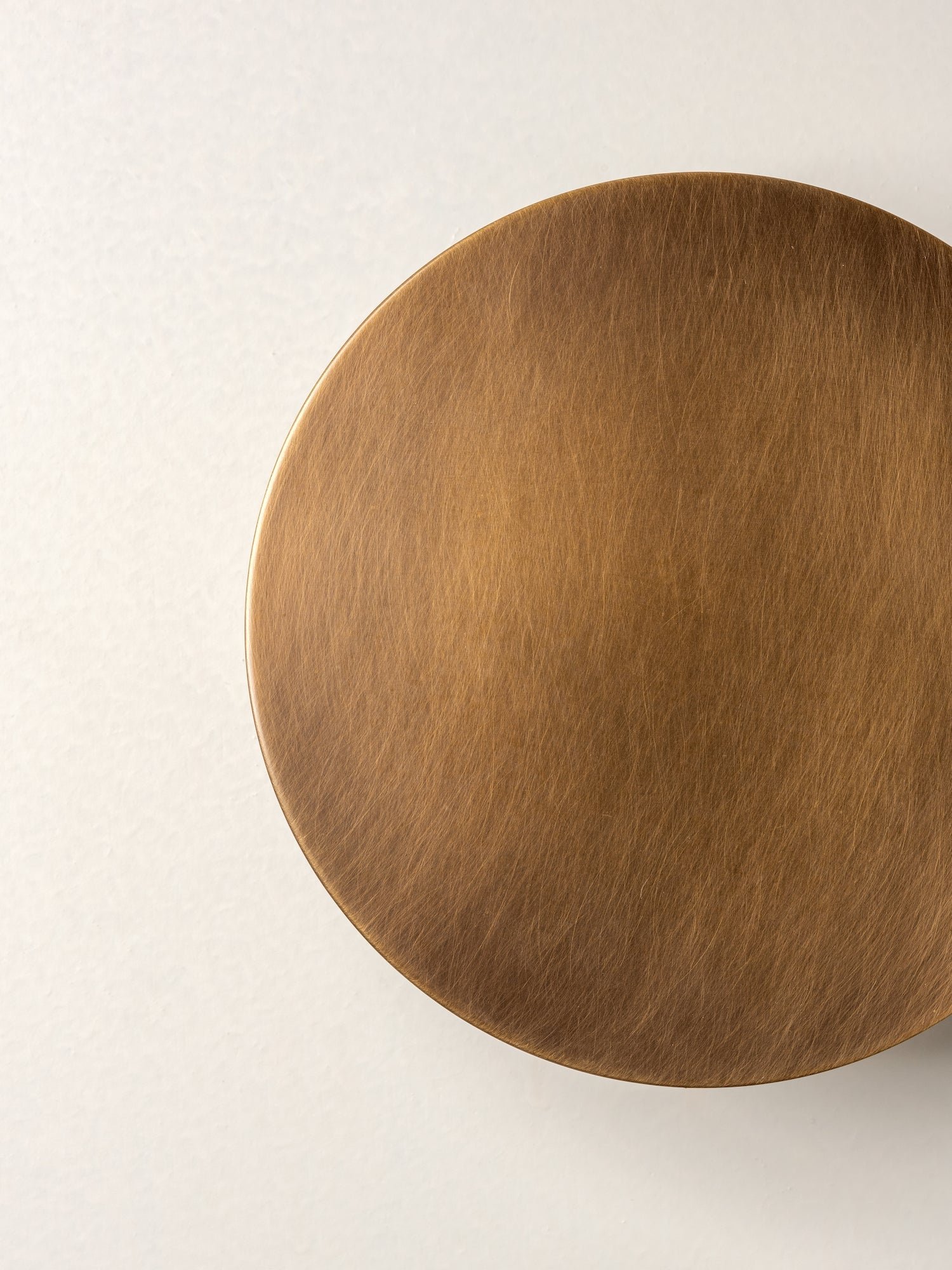 Santi - LED adjustable aged brass disc wall light - Image 4