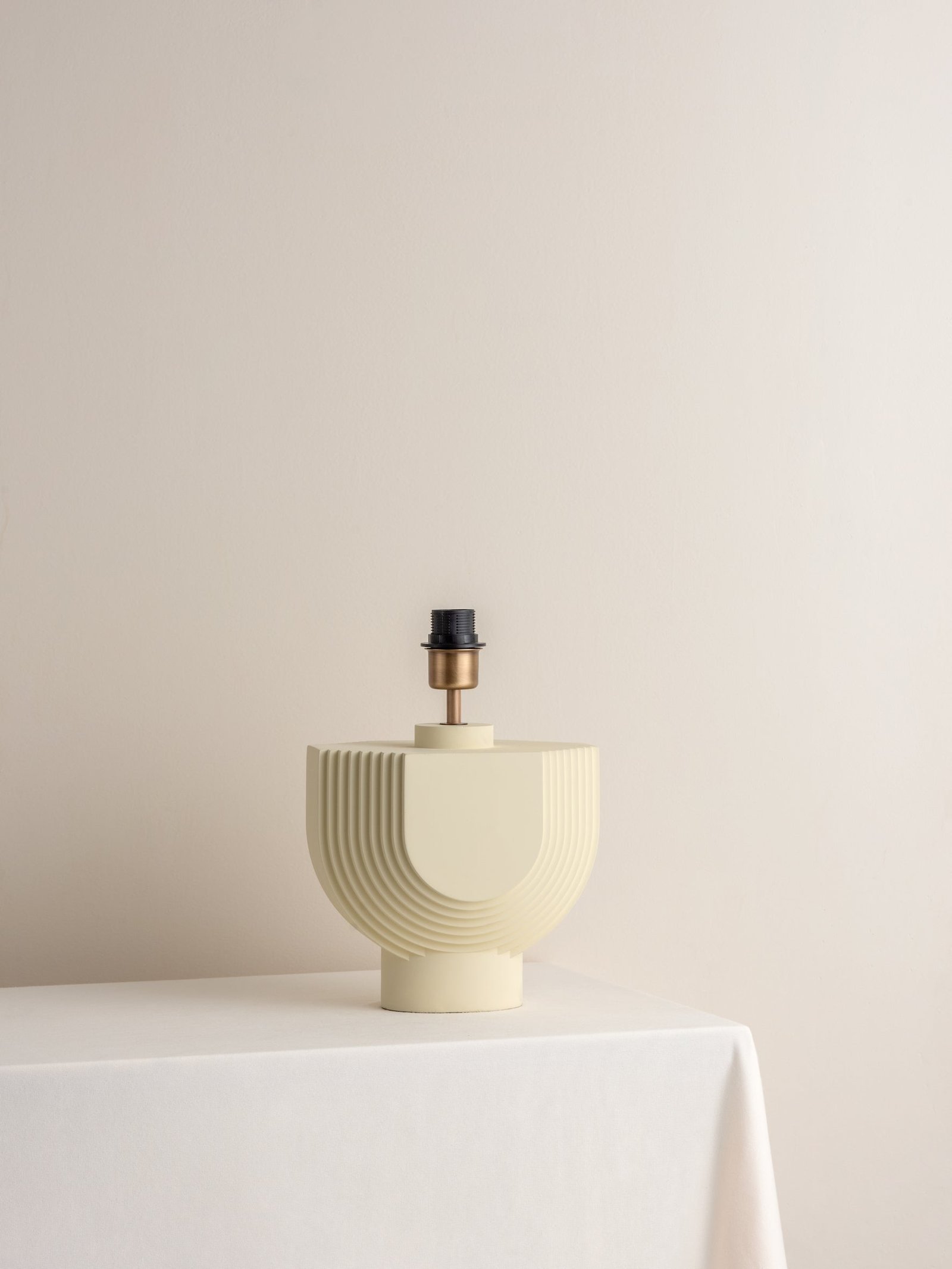 Edition 1.3 - concrete table lamp - base only - Image 2