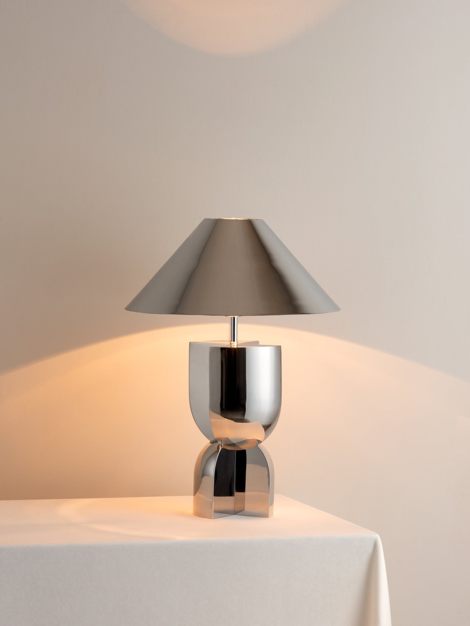 Editions chrome lamp with + chrome shade - Image 2