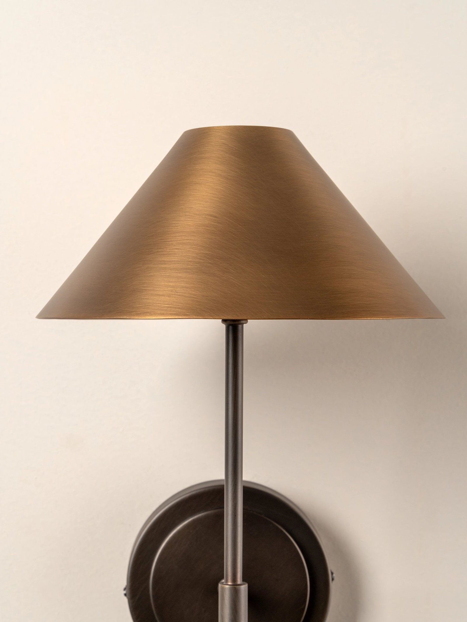 Orta - aged brass and bronze wall light - Image 5