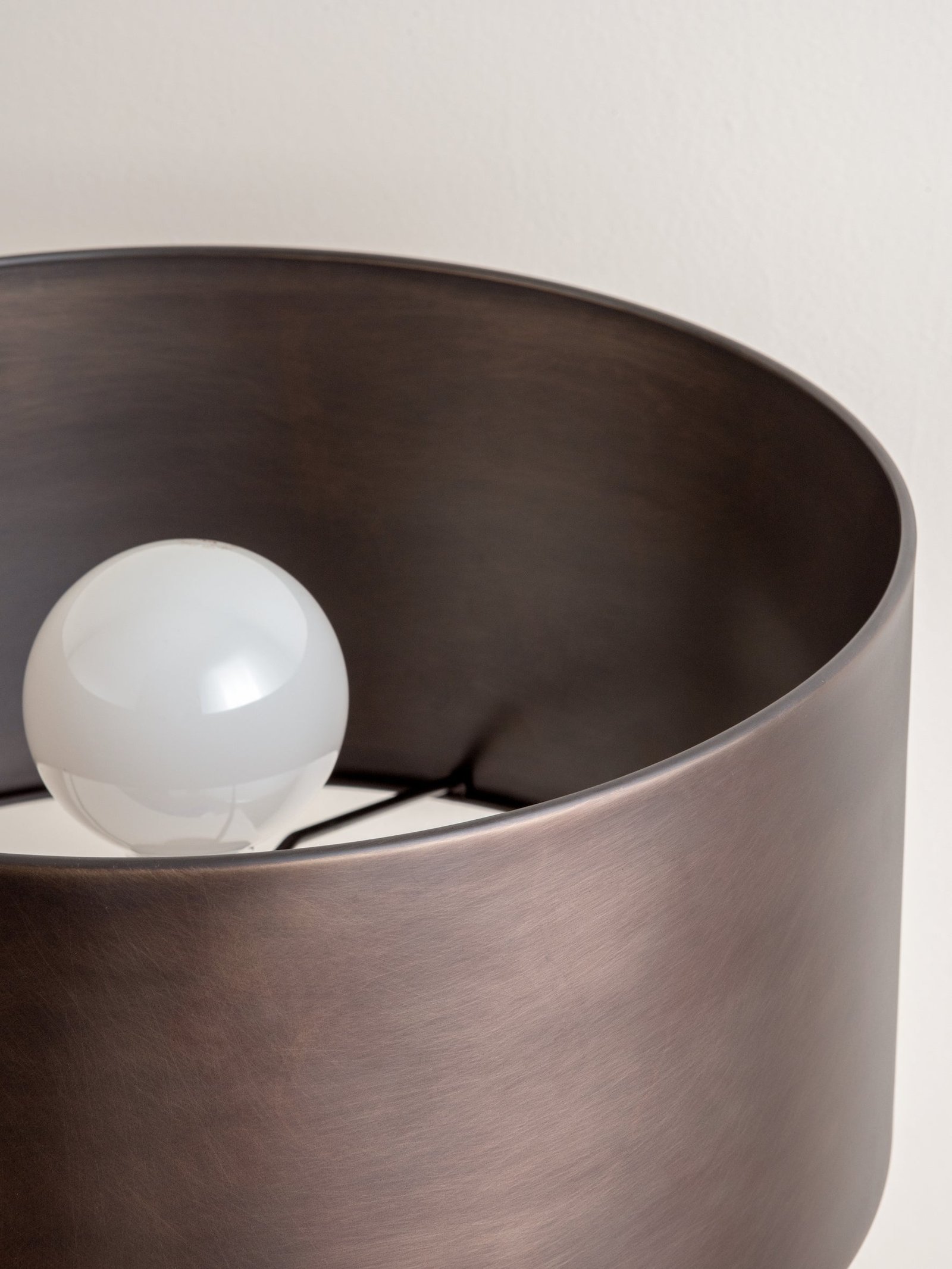 Edition 1.12 - bronze lampshade - shade only - Image 2